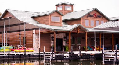 Burnt Cabin Marina & Resort