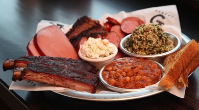 Albert G's Bar-B-Q - Downtown
