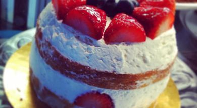 Queenie's Cafe & Bakery