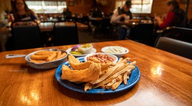 Simon's Catch Restaurant