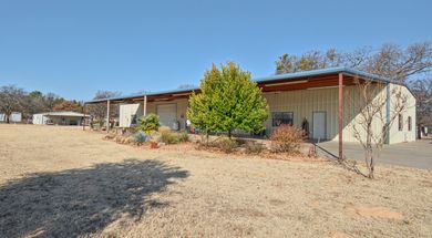 Lake Time Bar & Chill