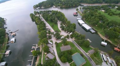 Water's Edge RV & Cabin Resort