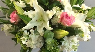 Cagle's Flowers & Gifts