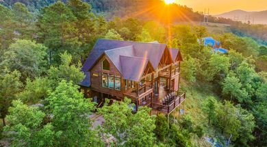 High-Falutin' Hideaway