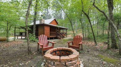 Creekside Chalet