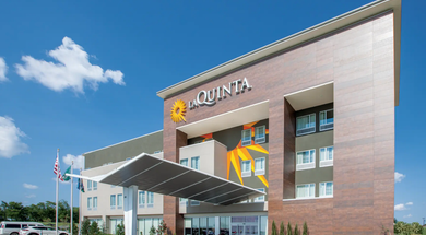 La Quinta Inn & Suites by Wyndham Tulsa Broken Arrow