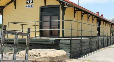 Arbuckle Historical Society Museum - Davis Branch