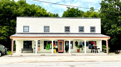 Historic Dam Hotel & Disney Island Outfitters