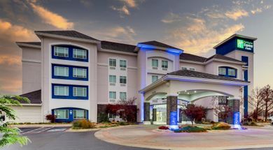 Holiday Inn Express & Suites Ardmore