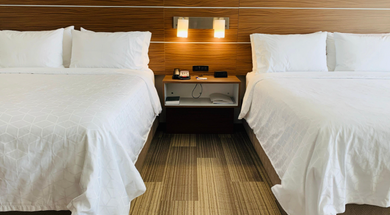 Holiday Inn Express & Suites Moore