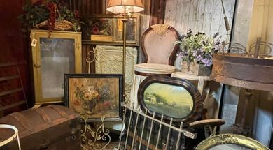Bear Bottom Antiques