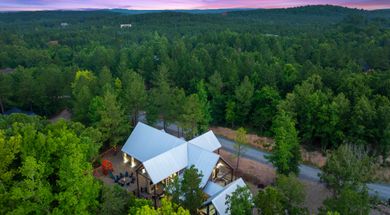 Hideaway on the Creek