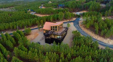 Sippin' Sunsets Cabin