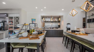 809 Sports Bar & Grill