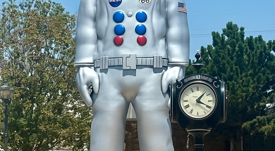 Weatherford Rt. 66 Spaceman
