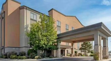 Holiday Inn Express & Suites Weatherford