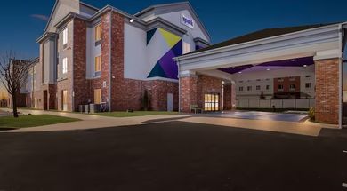 Spark by Hilton - Catoosa / Tulsa