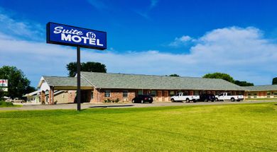 Suite 16 Motel