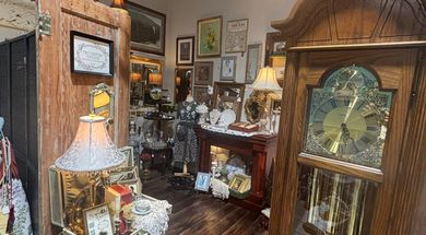 Finders Keepers Antiques