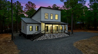 White Moon Cabin