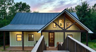 Cinnamon Chalet