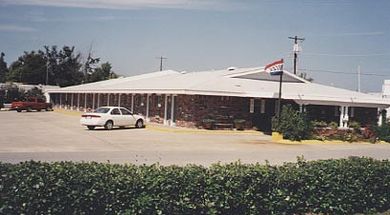 Country Club Motel