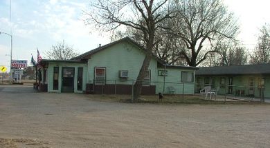 TLC Farmers Motel
