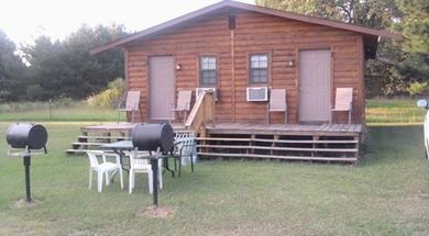 Birchfield's Cabins by the Lake