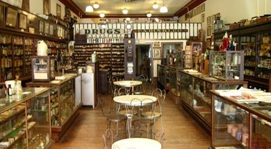 Oklahoma Frontier Drugstore Museum & Apothecary Garden
