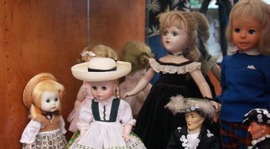 Eliza Cruce Hall Doll Collection