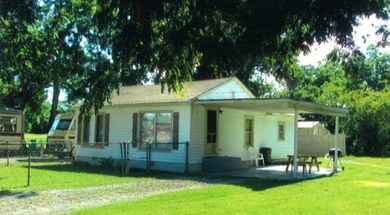 50's Bungalows & Highway 7 RV Park