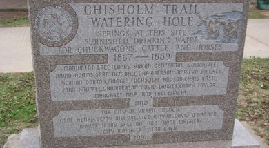 Chisholm Trail Watering Hole & Historic Marker