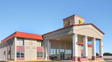Super 8 by Wyndham Elk City