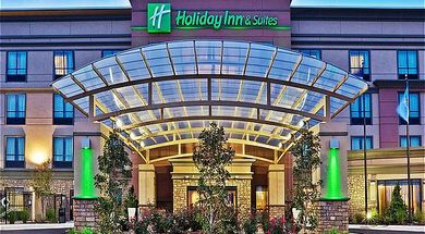 Holiday Inn & Suites