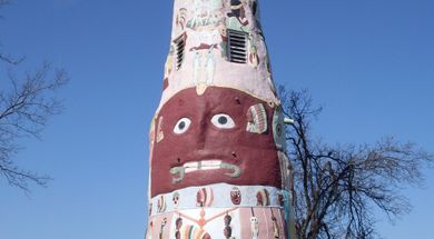 The world's largest concrete totem pole measures 90 feet high with an 18 foot base.