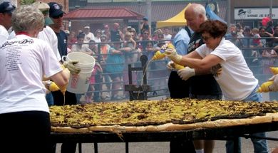 El Reno Fried Onion Burger Day Festival