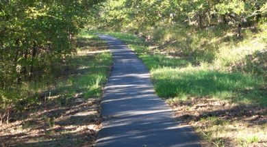 Oak Leaf Nature Trail