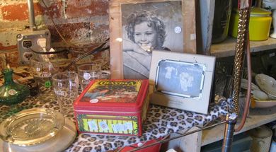 A Street Antiques