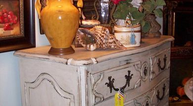 Courtyard Antique Market