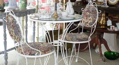 Auntie Mae's Antiques