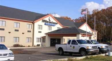 HiWay Inn Express Hotel & Suites
