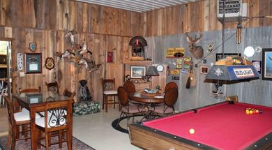 Law Dawg Hunting Lodge