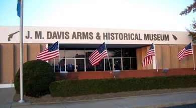 J.M. Davis Arms & Historical Museum