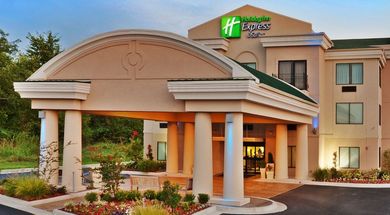 Holiday Inn Express & Suites