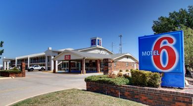 Motel 6 Lawton