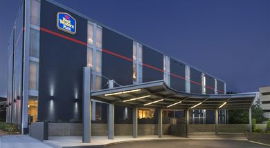 Best Western Plus Downtown Tulsa/Route 66 Hotel