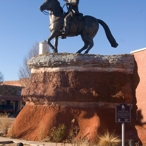 This life-size statue of Jesse Chisholm, father of the Chisholm Trail, stands in the center of downtown Kingfisher. Chisholm is depicted atop his horse extending a peace pipe.