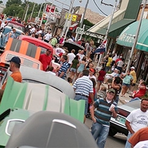 The Heartland Cruise Car Show in Weatherford fills the streets with over 250 classic cars each June.