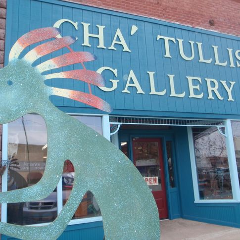 Surround yourself with vibrant paintings, intricate turquoise jewelry and horsehair-infused pottery at Cha'Tullis Gallery on Hominy's Main Street.