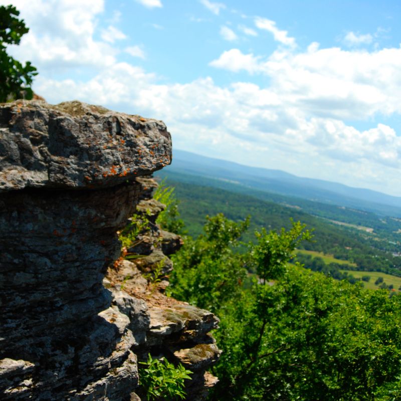 Oklahoma’s Hidden Gem: Heavener Runestone Park – Where History Meets Nature